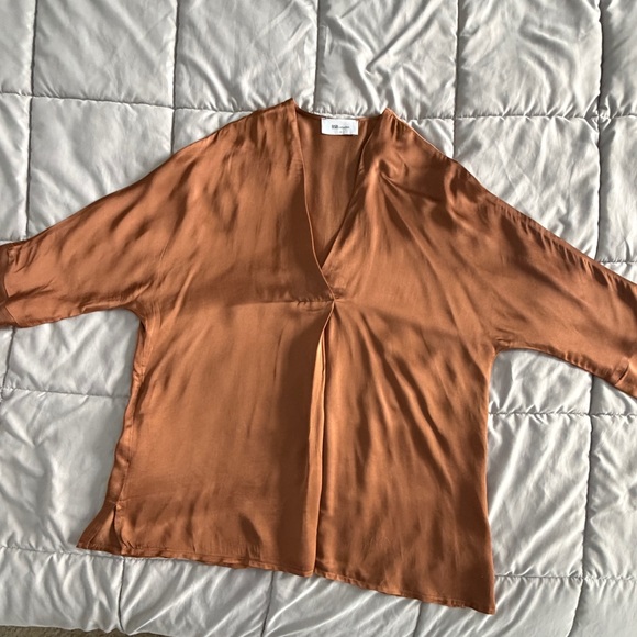 BSB V-Neck Blouse | 100% Viscose Satin-Look | EU 40 / US M - Picture 7 of 11